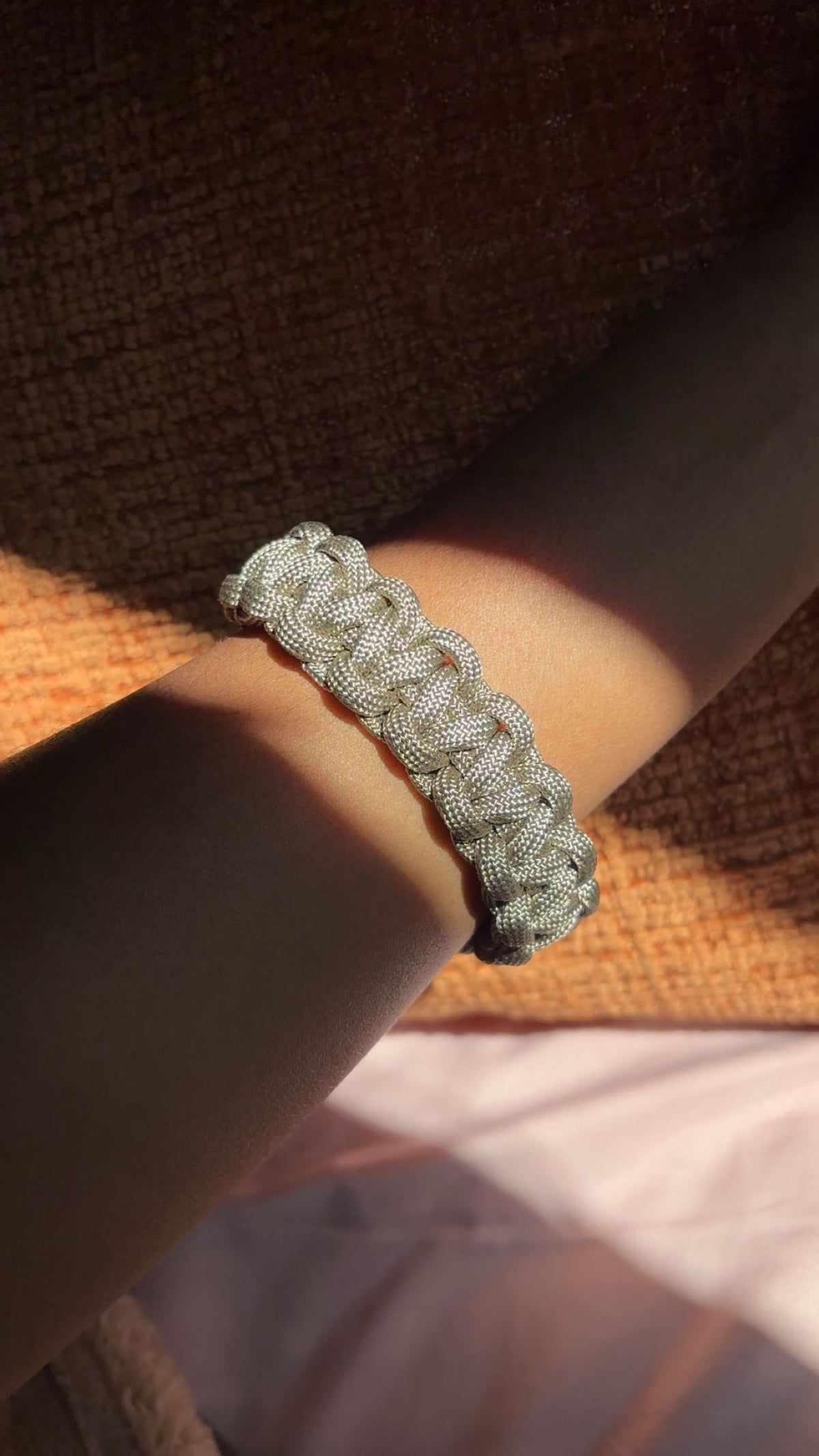 Paracord bracelet