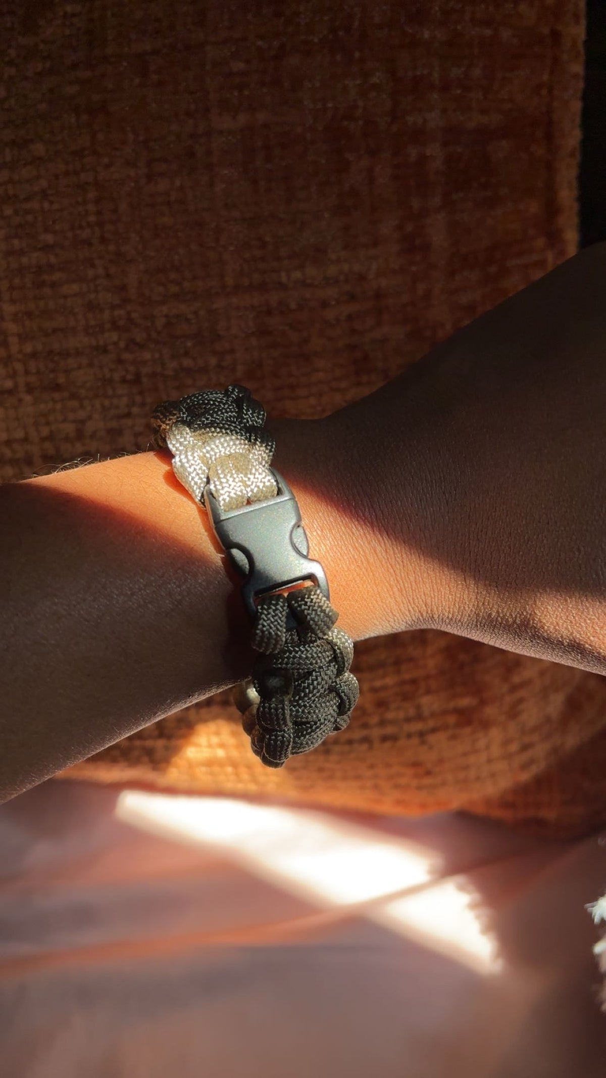 Paracord bracelet