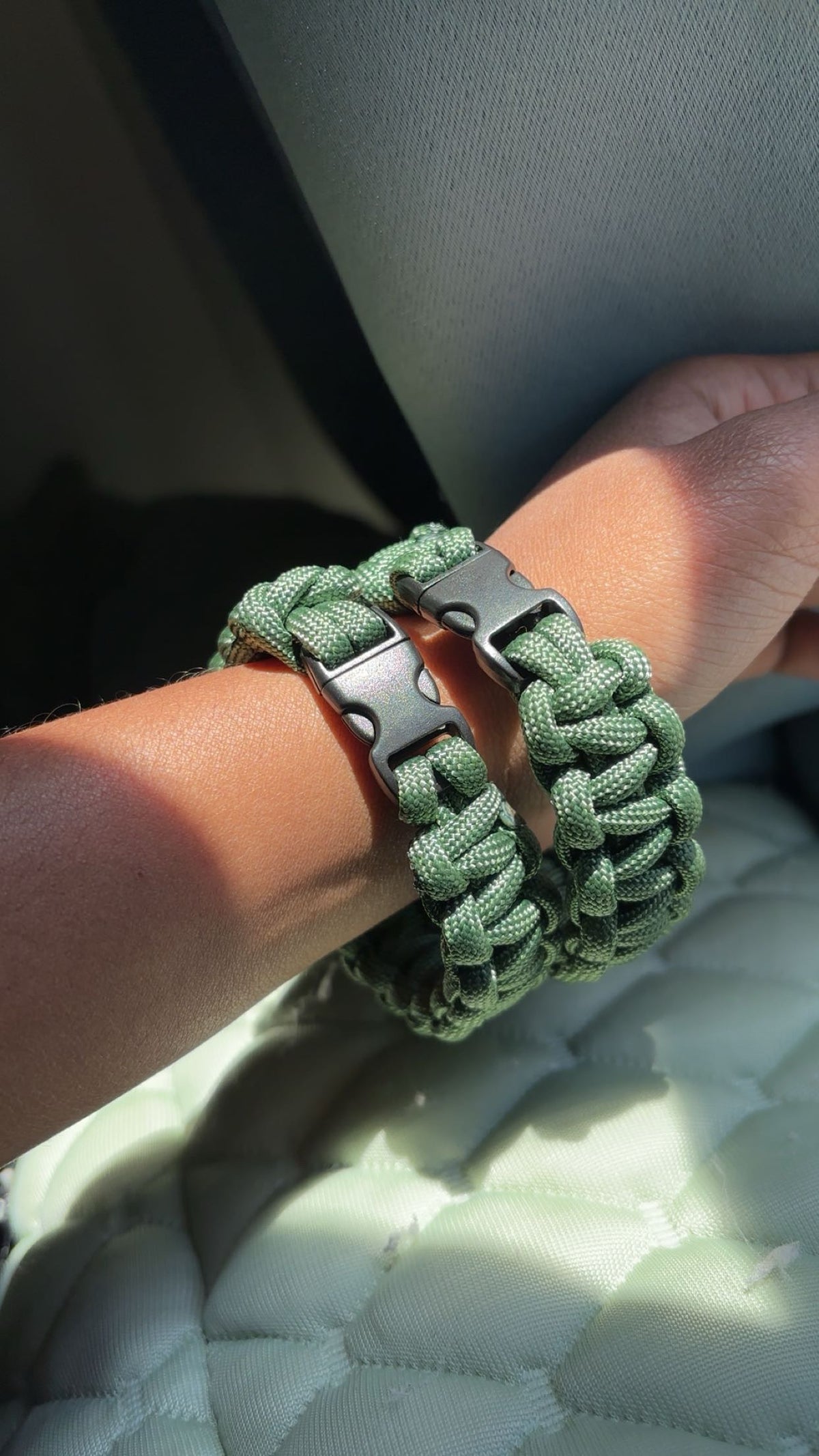 Paracord bracelet